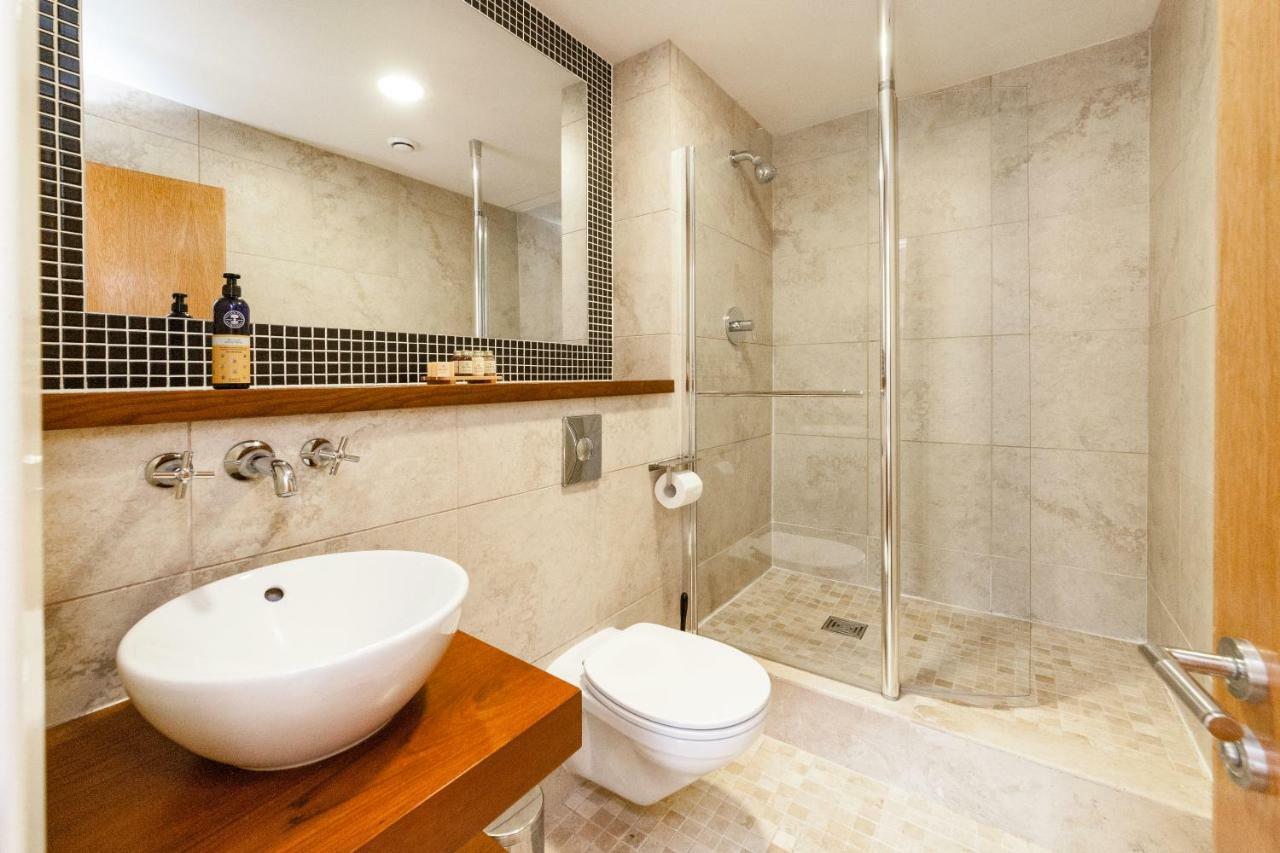 Central Durham Riverfront Apartment 외부 사진